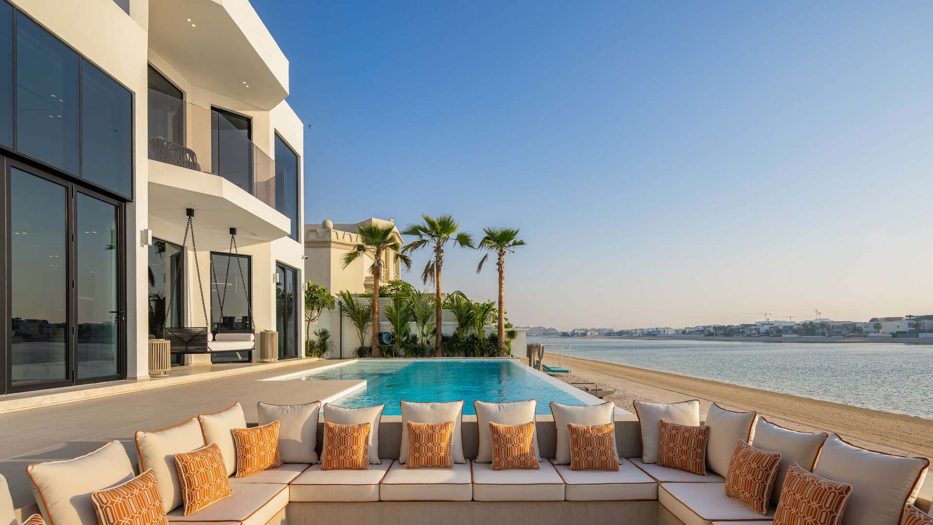 Luxury Beachfront Dubai Palm Jebel Ali: The Epitome of Coastal Elegance